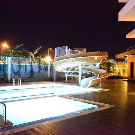 Oba Emerald Rivirside Apartment *